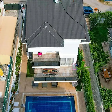 Merkezi Dogayla Ic Ice 4+2 White Fethiye