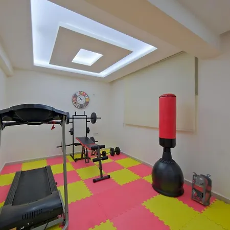 Merkezi Dogayla Ic Ice 4+2 White Villa