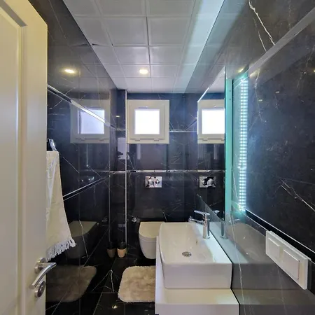 Merkezi Dogayla Ic Ice 4+2 White Fethiye